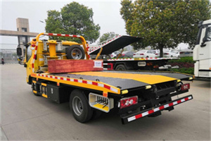 城阳区道路救援拖车报价