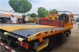 城阳区附近拖车电话号码服务