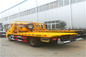 城阳区附近拖车救援搭电